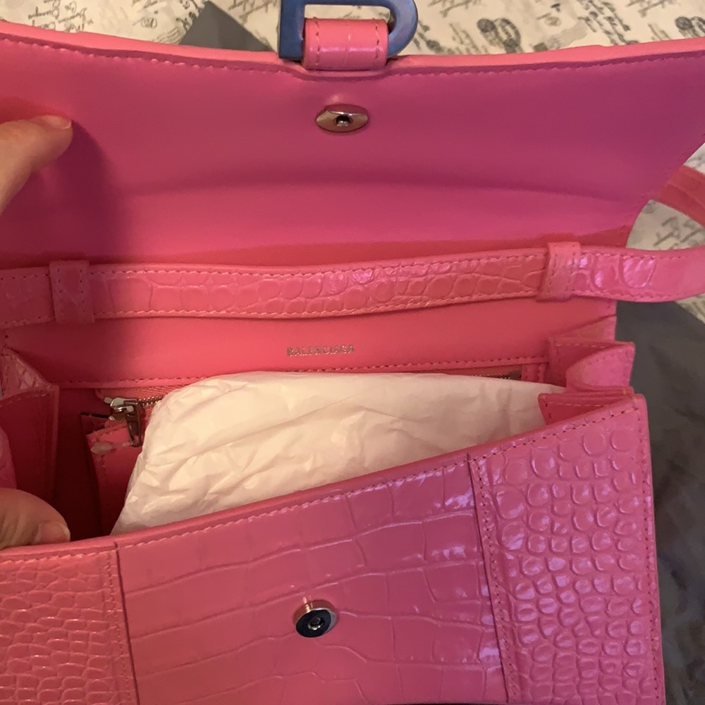 ~~SOLD ~~šš„°š„°Balenciaga Pink Hourglass Bag - Picture 7 of 9